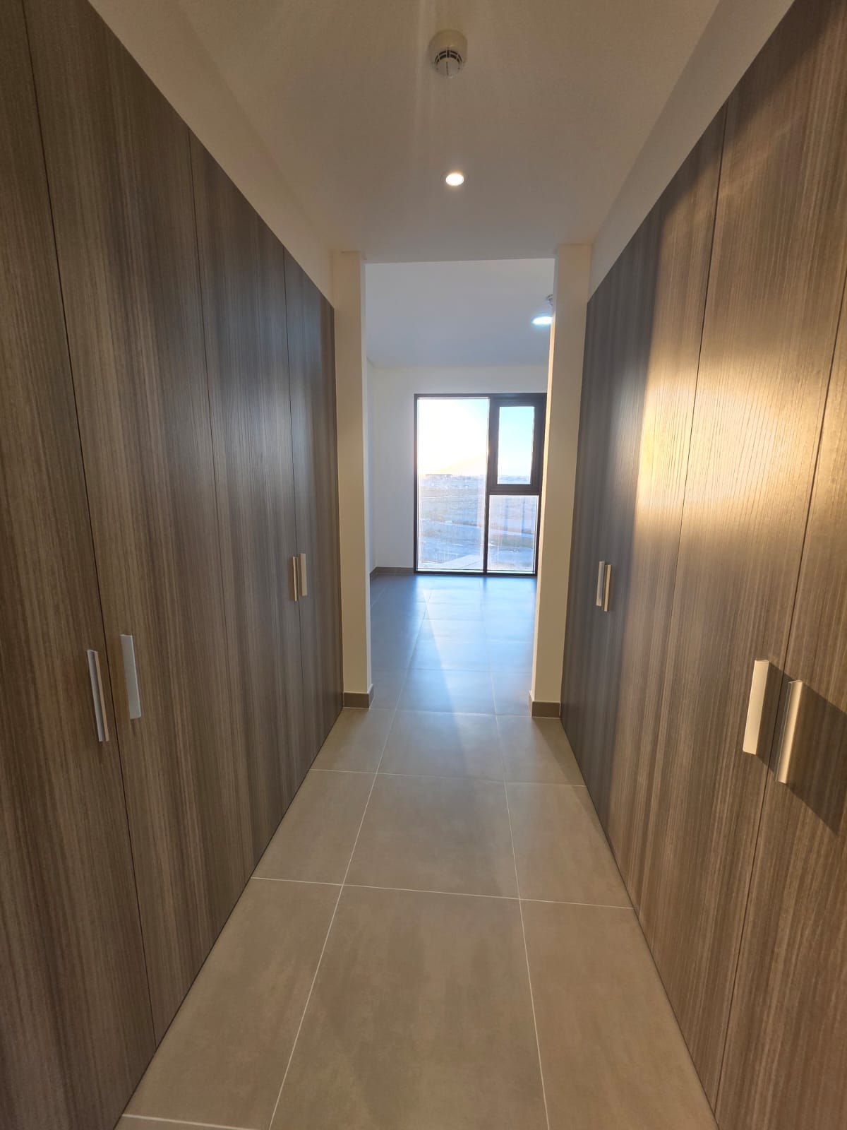 Лучшая цена · Угловые 2BR — Вид на бассейн · Al Murooj Lanes, изображение 6 из 7